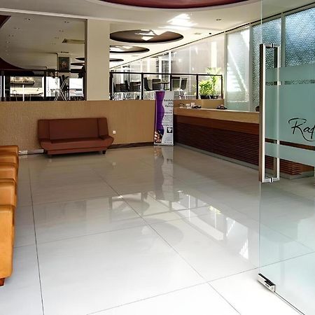 Raffleshom Hotel Bandung Esterno foto