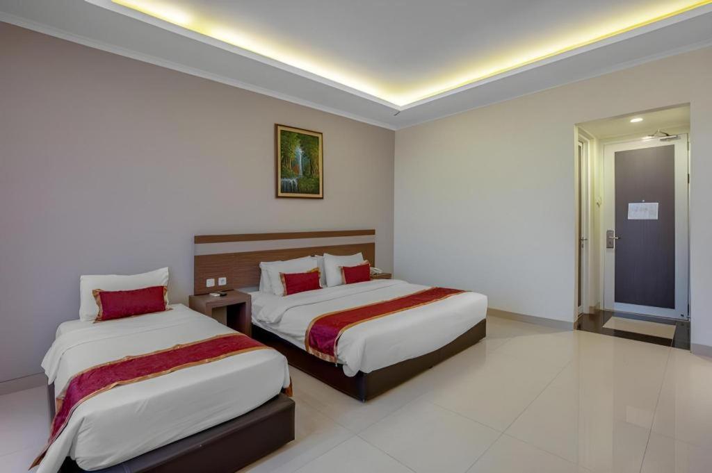 Raffleshom Hotel Bandung Esterno foto