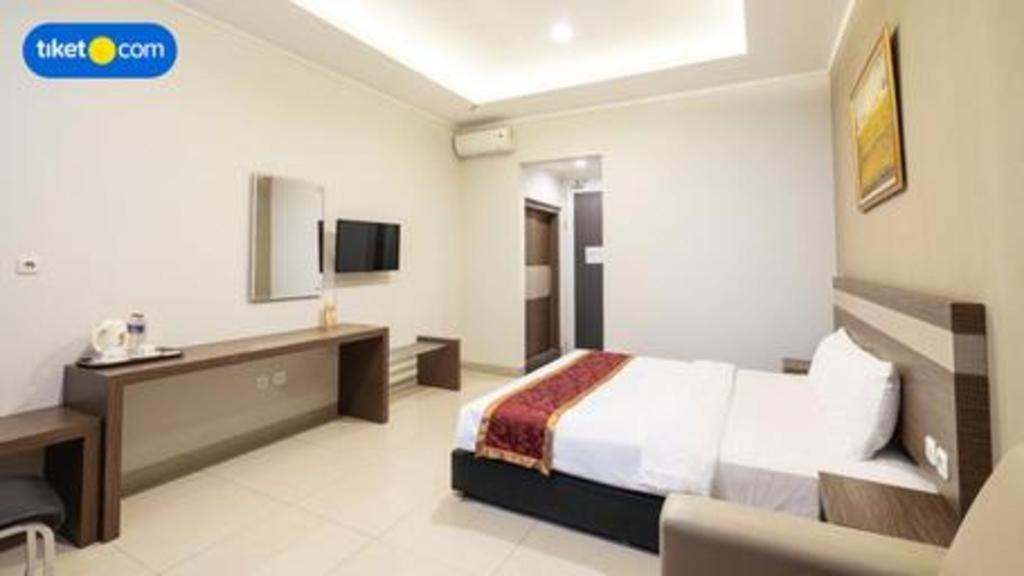 Raffleshom Hotel Bandung Esterno foto